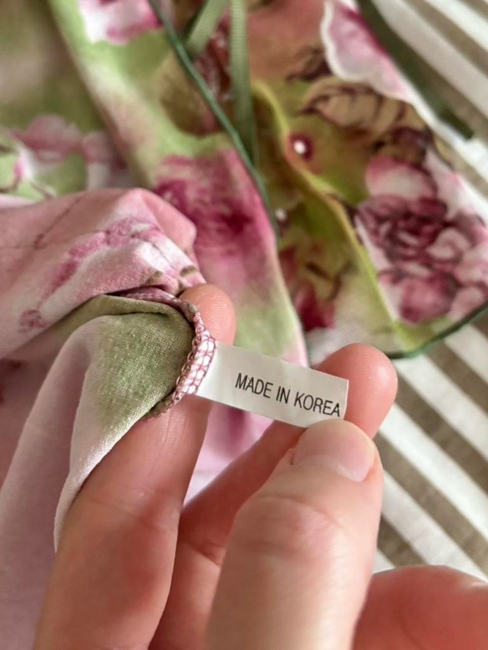 Pink Floral Ruffle Blouse - Picture 6 of 6